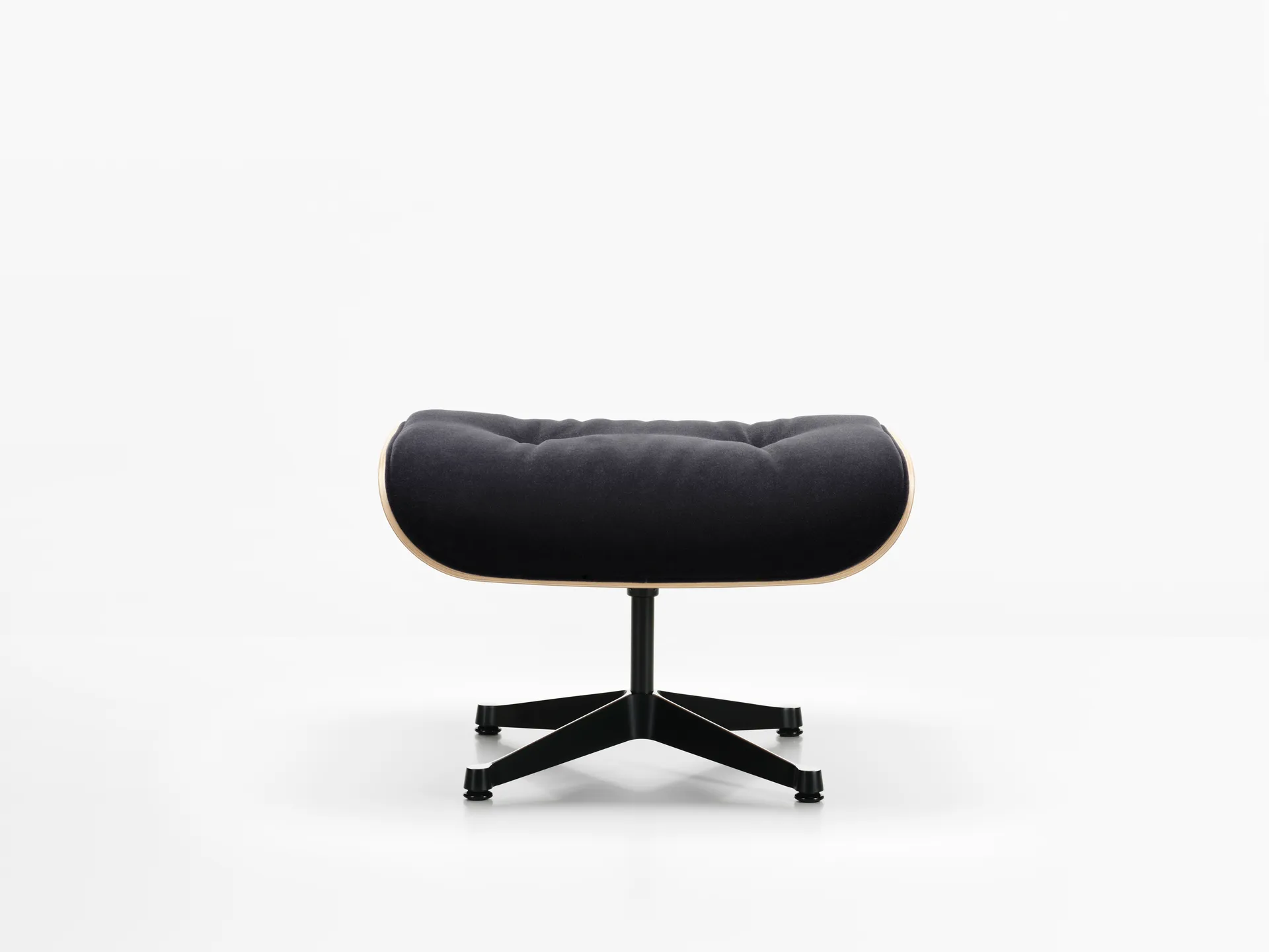 Eames Lounge Chair & Ottoman new dimensions, 08 Dark Anthracite-05 santos palis.-pol.steel-black Vitra
