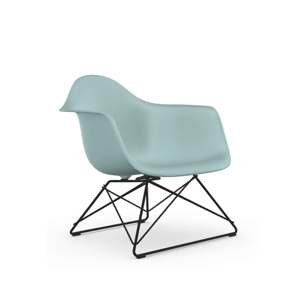 Eames plastic armchair LAR fåtölj, Ice grey-Black Vitra