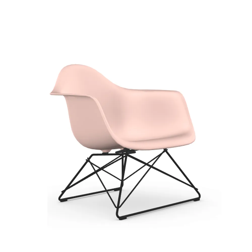 Eames plastic armchair LAR fåtölj, Pale rose-Black Vitra