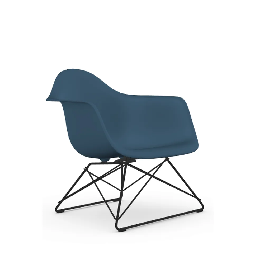 Eames plastic armchair LAR fåtölj, Sea blue-Black Vitra