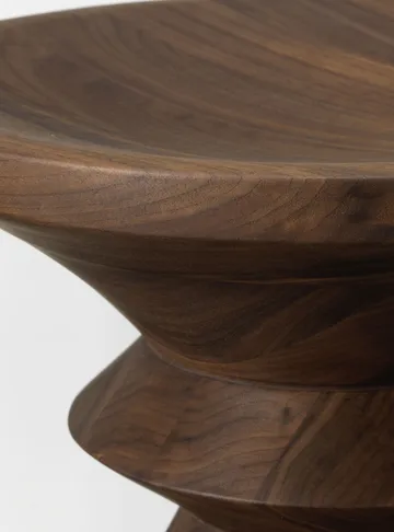 Eames Stool rund sittpall model A - Dark walnut, Ø33x38 cm - Vitra
