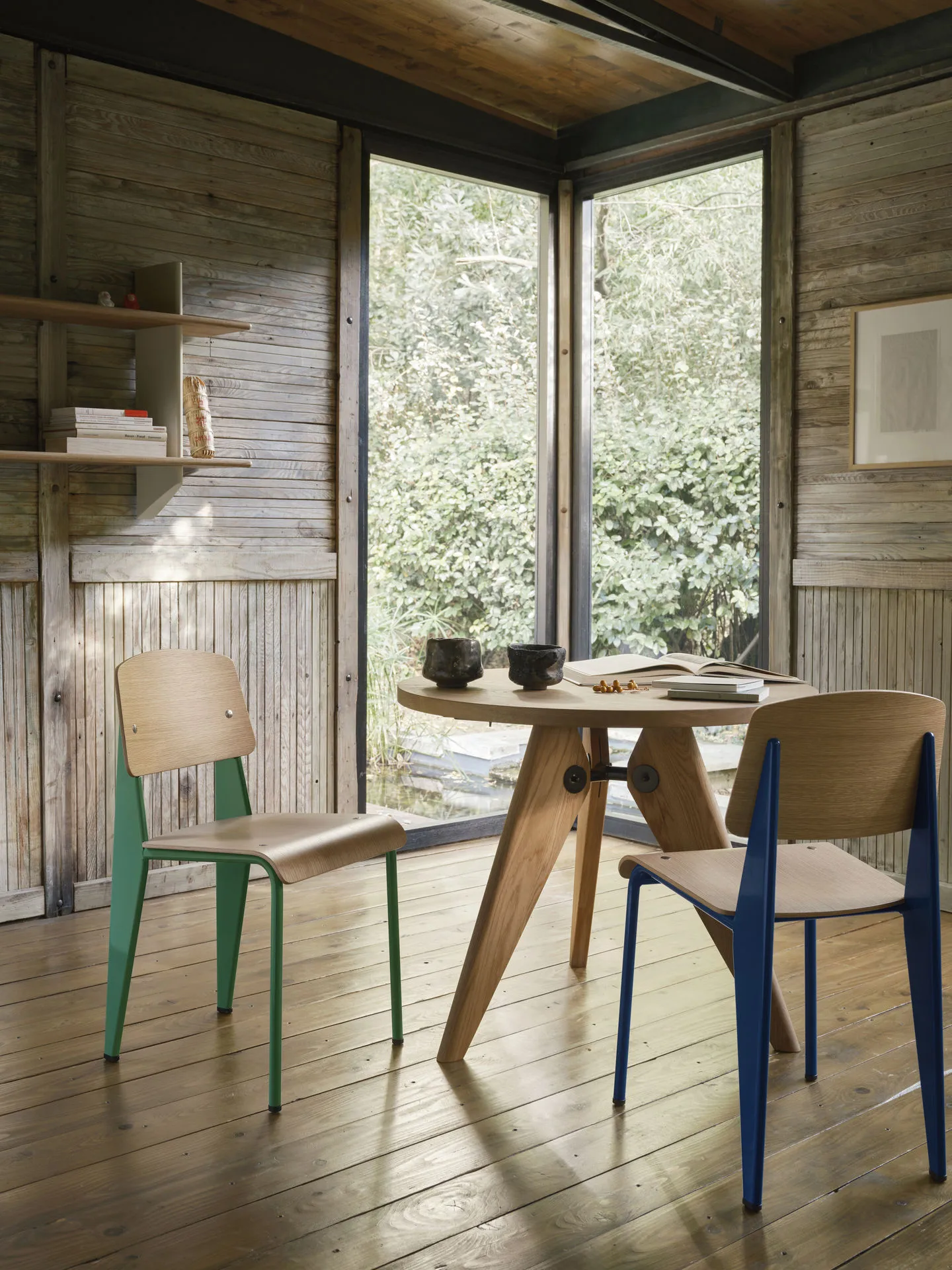 Guéridon matbord, Oiled oak ø90cm Vitra