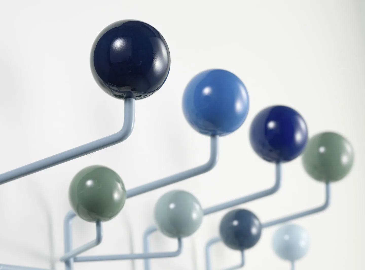 Hang It All klädhängare, Water based laquered-cool Vitra