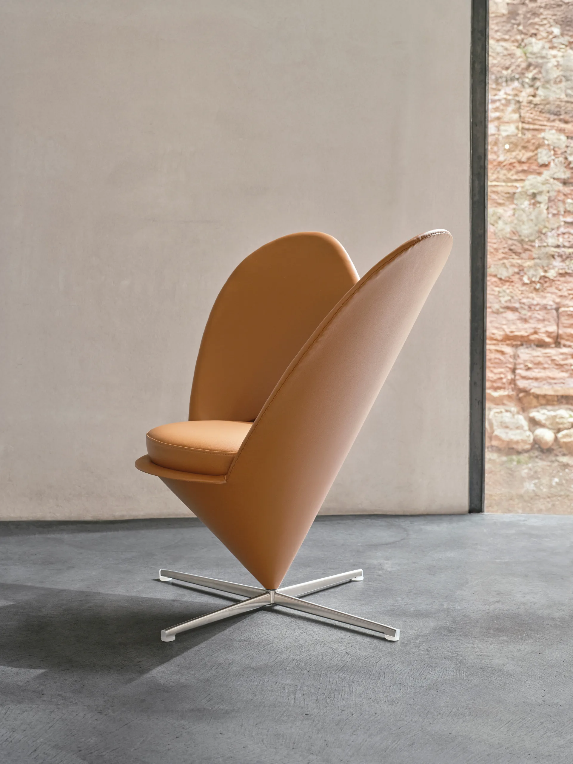 Heart Cone Chair fåtölj, Hola sea green-rostfritt stål Vitra