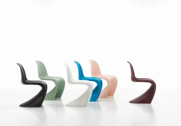 Panton Chair 50x61x86 cm - Deep black - Vitra