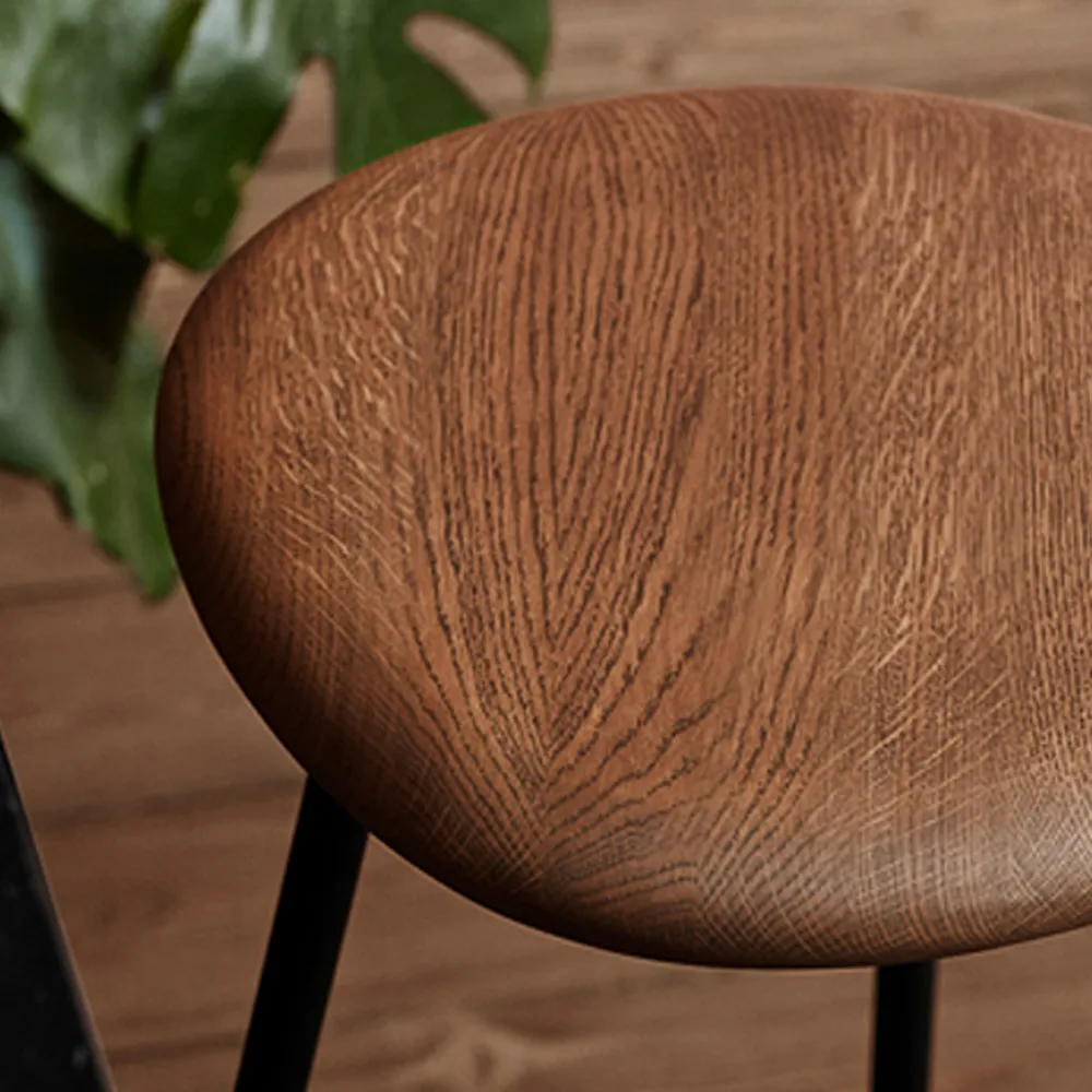 Pebble barpall, ask olja, h.65, svart stativ Warm Nordic