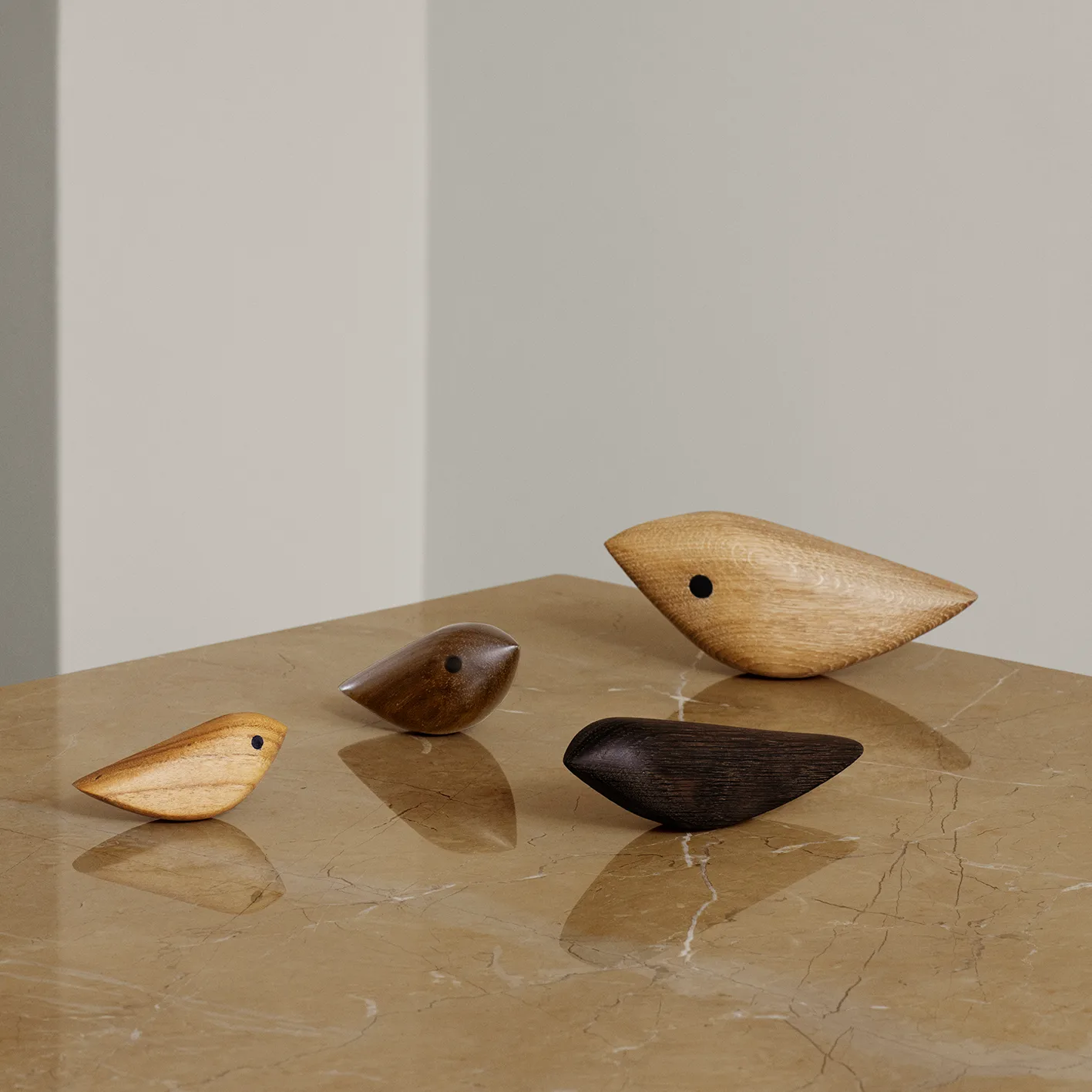 Twirling Bird dekoration S, Teak Warm Nordic