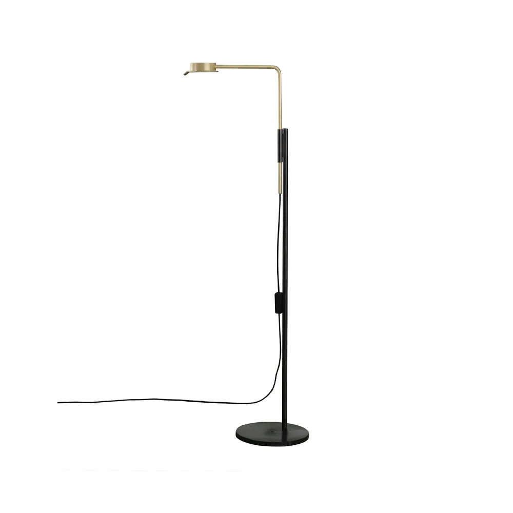 w102 Chipperfield golvlampa, mässing/svart Wastberg+