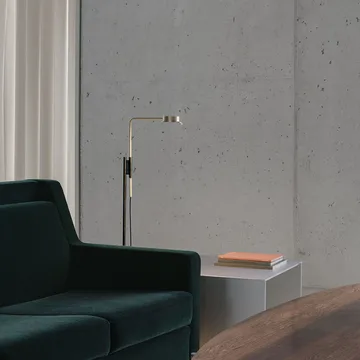 w102 Chipperfield golvlampa - mässing/svart - Wastberg+