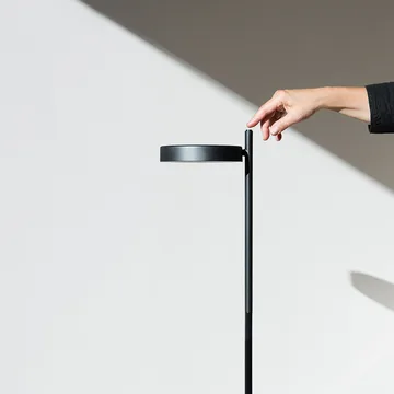 w182 Pastille f2 golvlampa - olive green, lång arm - Wastberg+