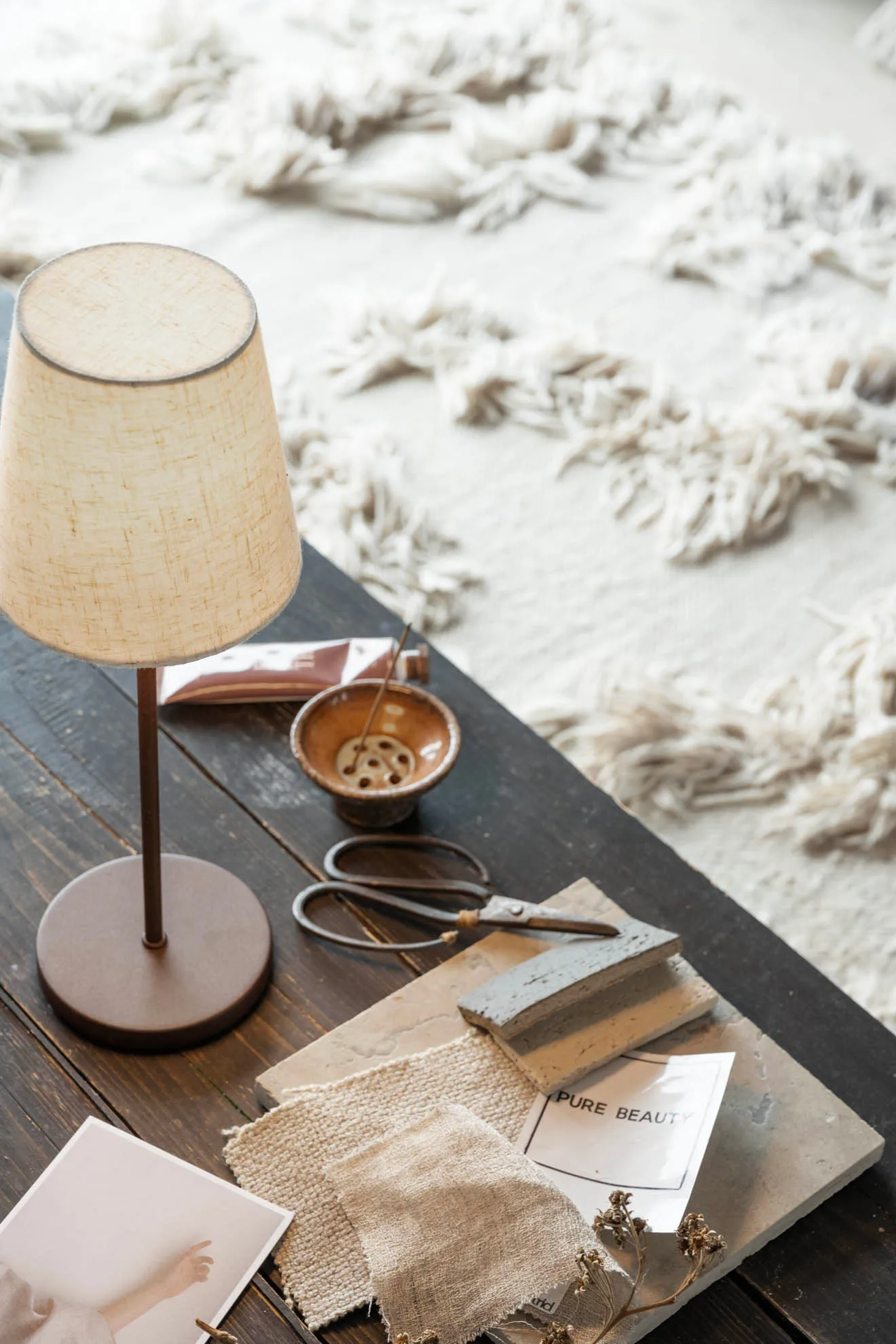 Tyra table portable bordslampa Ø14 cm, Coffee Watt & Veke
