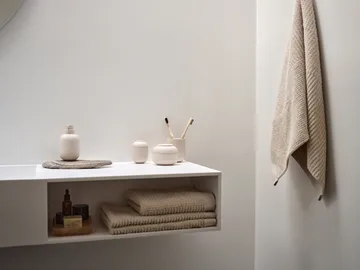 Classic handduk 50x70 cm - Sand - Zone Denmark