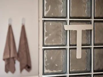 Ume skrapa med hållare - Taupe - Zone Denmark